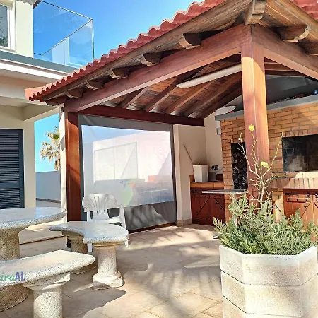 Pearls פורטו מוניז